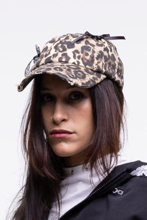 FERAL-LACED-CAP