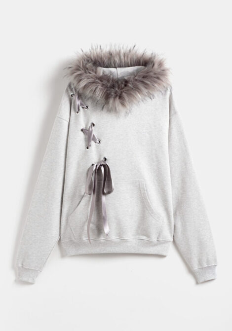 SUDADERA-GRIS-LAZOS-CAPUCHA-PELO_1